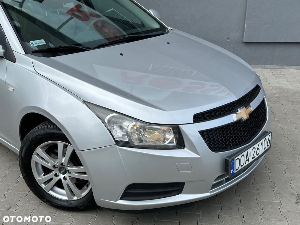 Chevrolet Cruze 1.6 LT+ - 13
