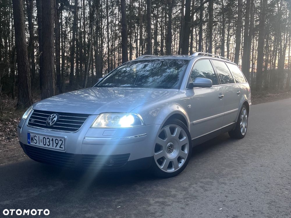 Volkswagen Passat 2.8 V6 4Motion Highline - 1