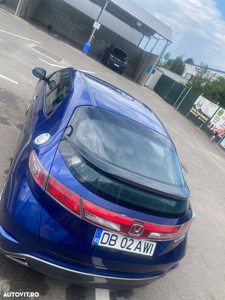 Honda Civic 1.4 i-VTEC MT Comfort - 4