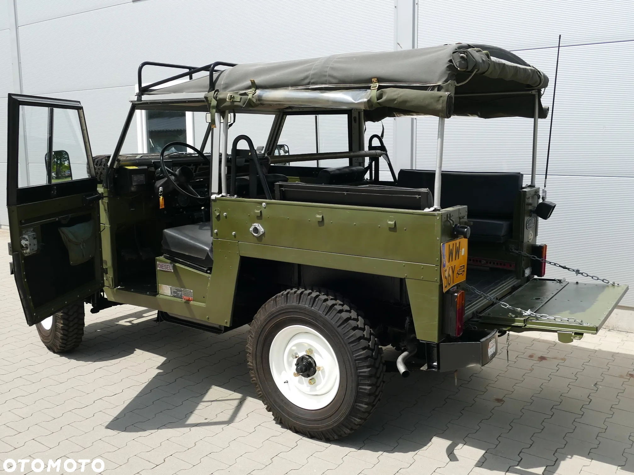 Land Rover Inny - 16