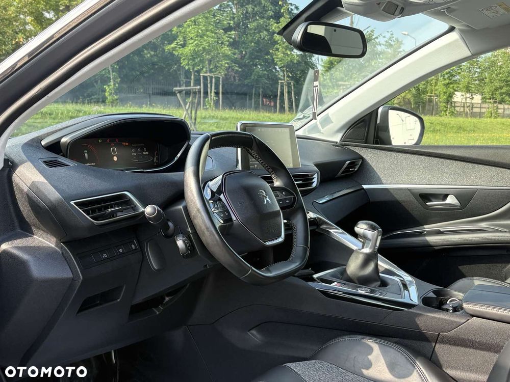 Peugeot 3008 HDi FAP 150 Premium - 11