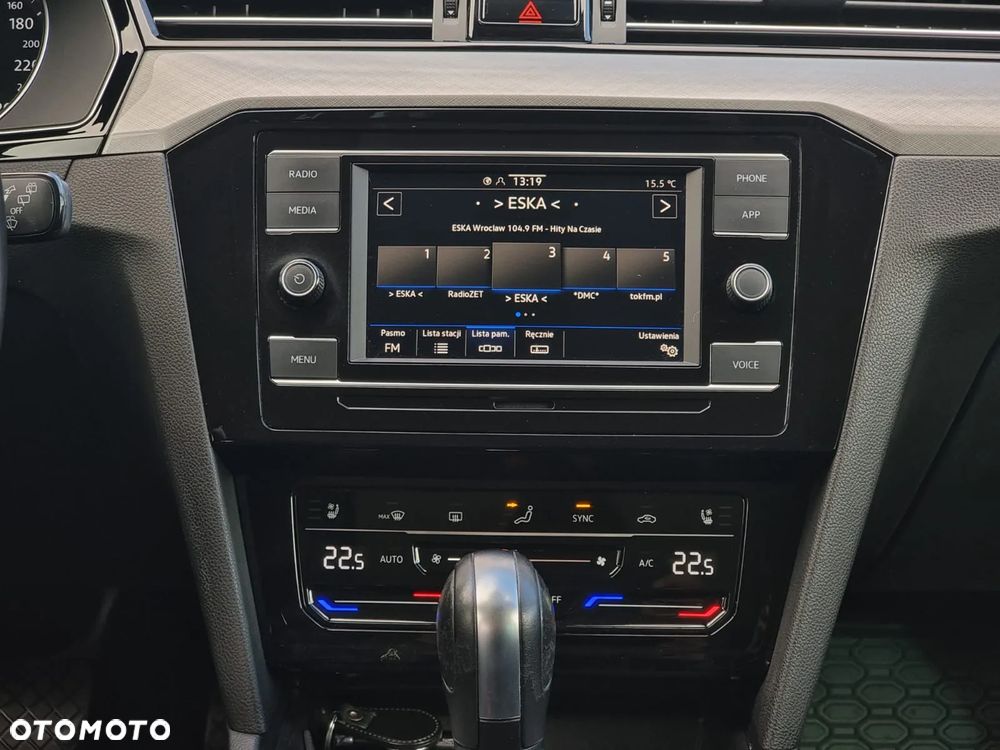 Volkswagen Passat 2.0 TSI Business DSG - 20