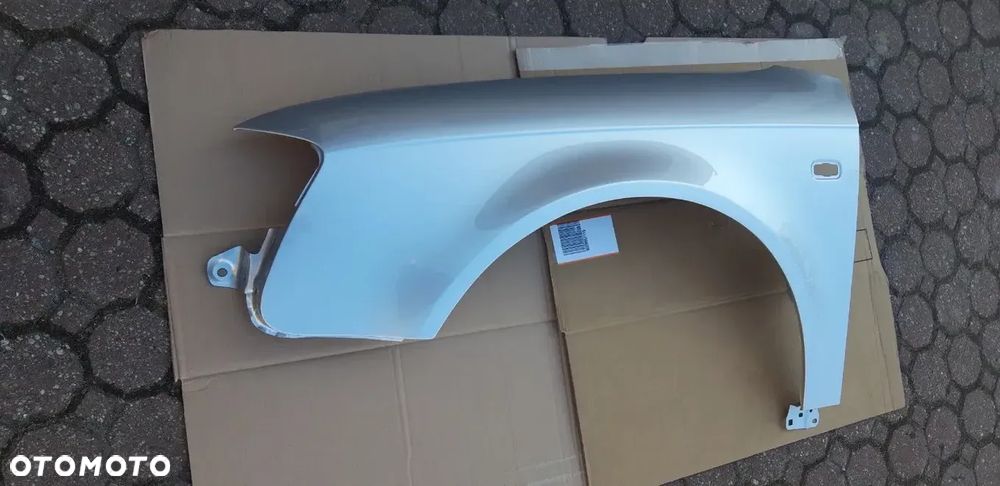 Błotnik Audi A4 b7 LY7W ( srebrny) lewy przód do modeli sedan kombi od 2004 do 2007 - 1