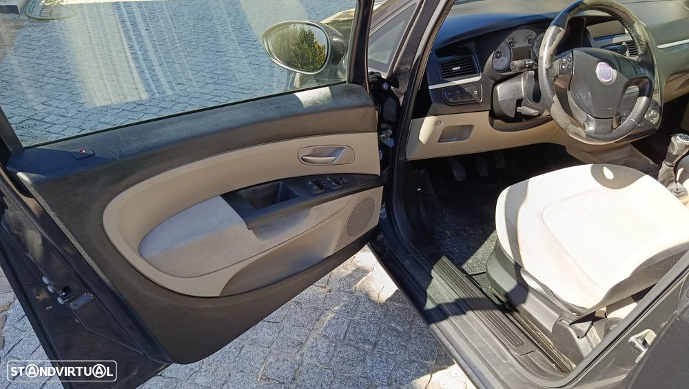 Fiat Linea 1.3 M-Jet Emotion - 11