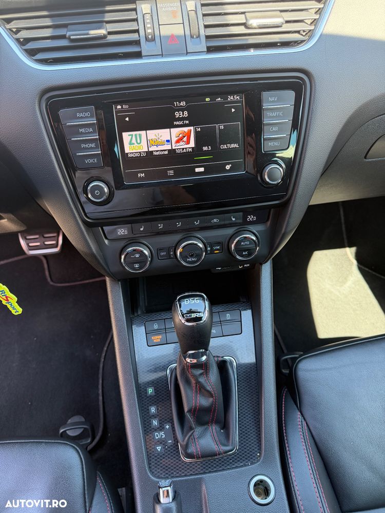 Skoda Octavia 2.0 TDI 4X4 DSG RS - 16