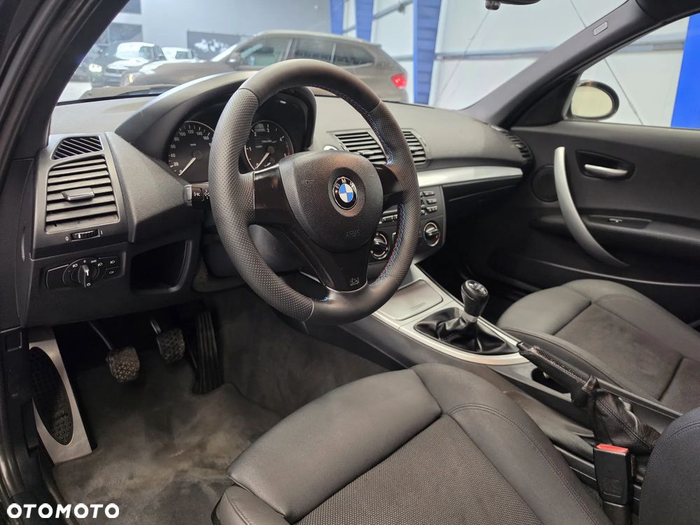 BMW Seria 1 120d DPF - 22