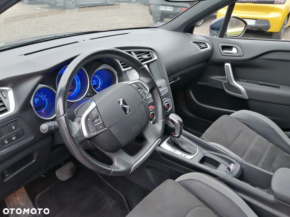 DS Automobiles DS 4 - 7