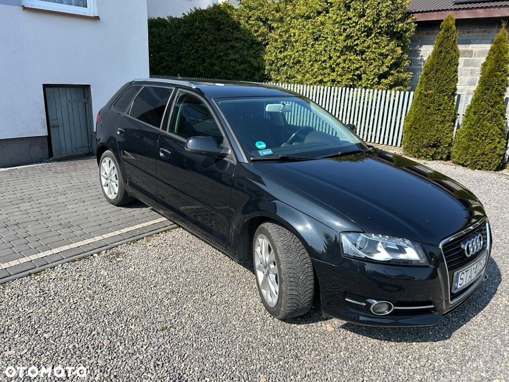 Audi A3 Sportback 2.0 TDI DPF Attraction - 4