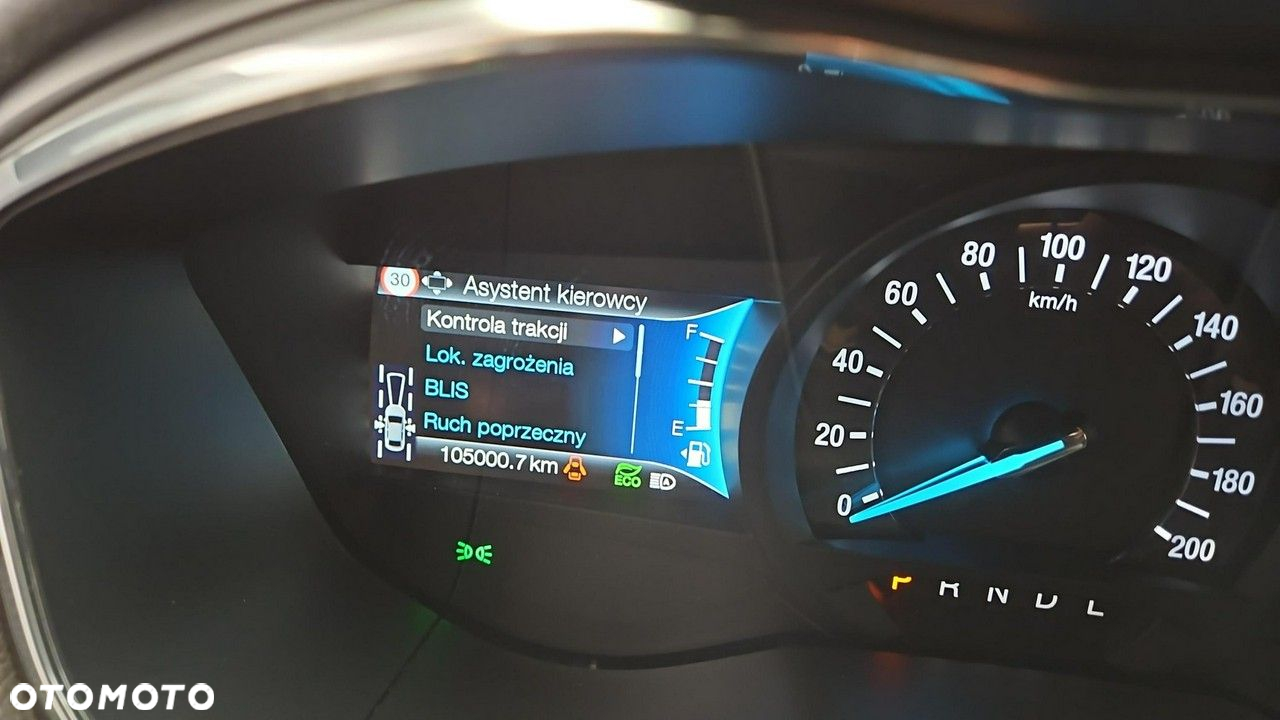 Ford Mondeo 2.0 Hybrid Trend - 22
