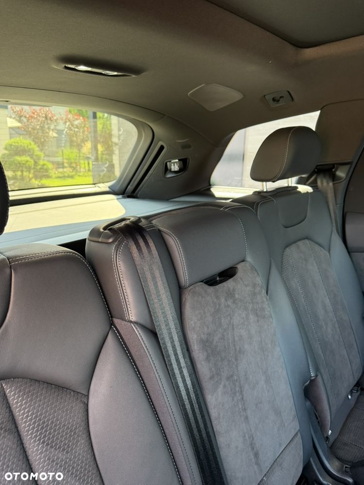 Audi Q7 - 17