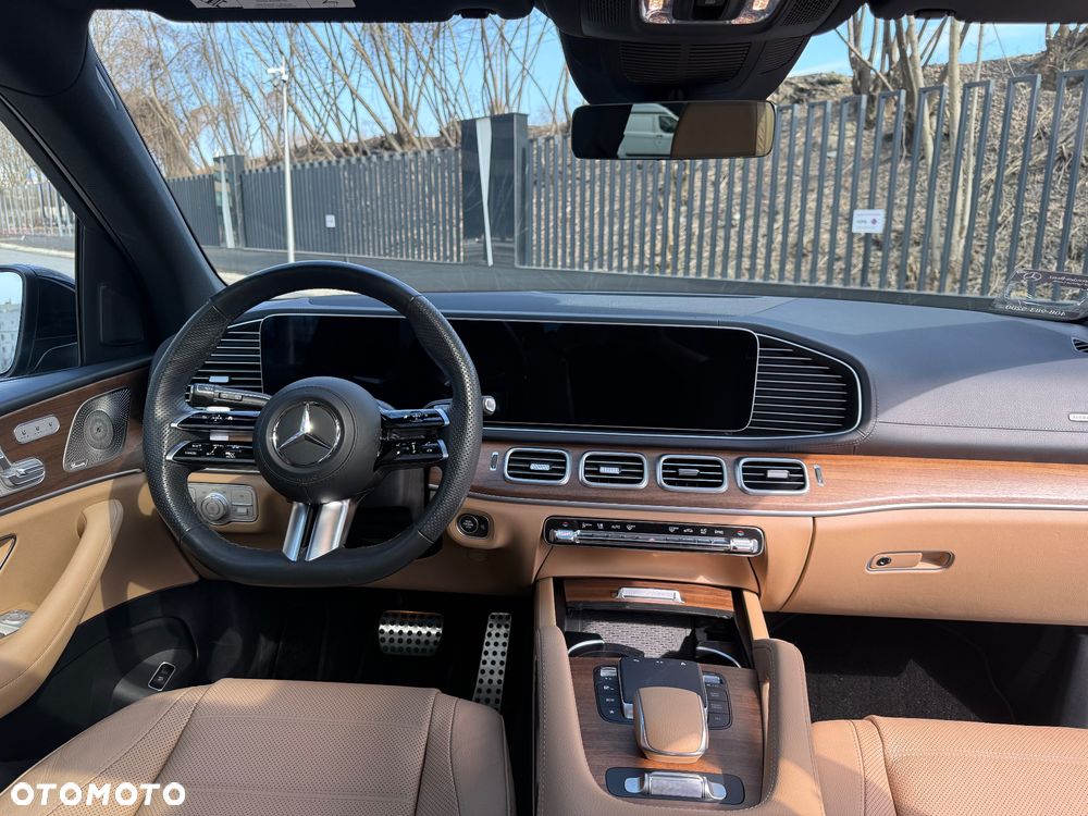 Mercedes-Benz GLS 450 4Matic 9G-TRONIC - 21
