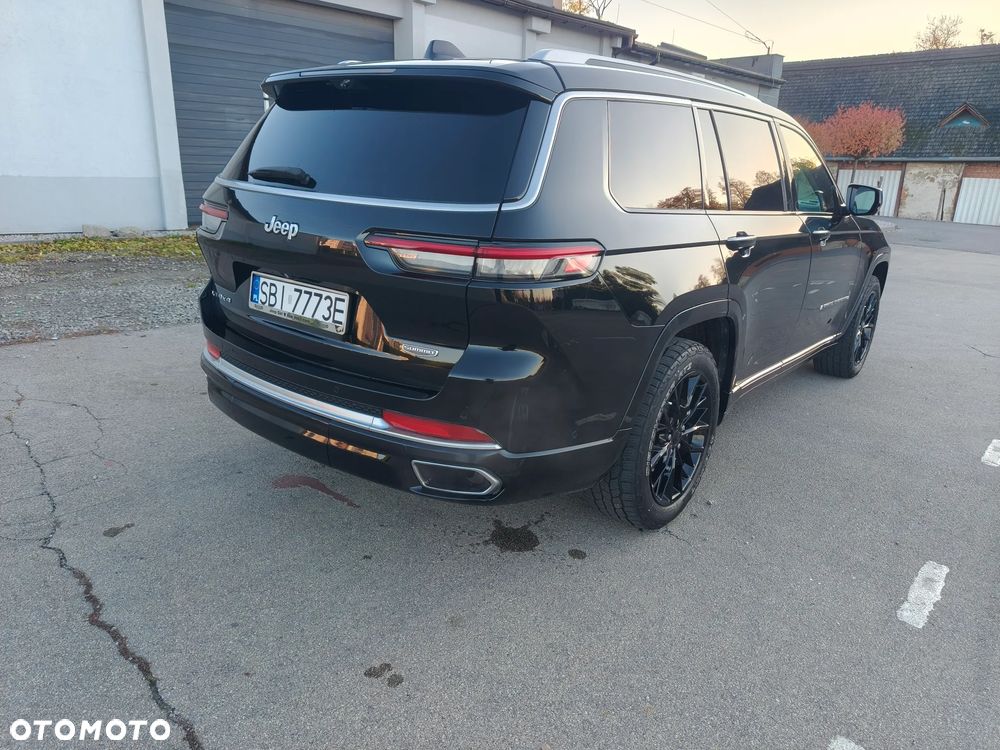 Jeep Grand Cherokee - 11