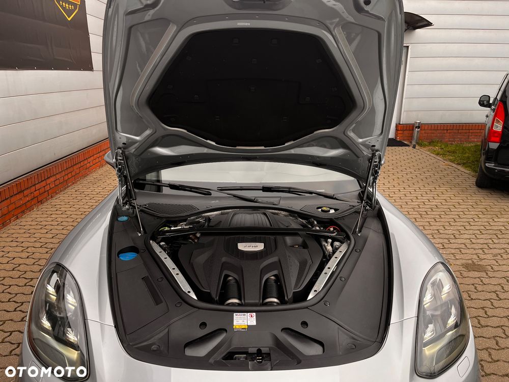 Porsche Panamera - 36