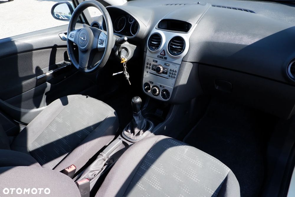 Opel Corsa 1.2 16V 111 - 4