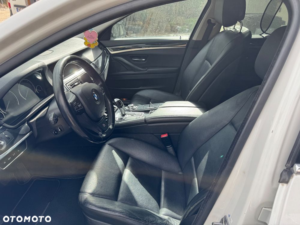 BMW Seria 5 520d BluePerformance - 14