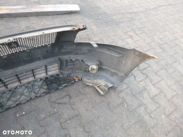 ZDERZAK PRZÓD PRZEDNI VOLVO V50 - 24