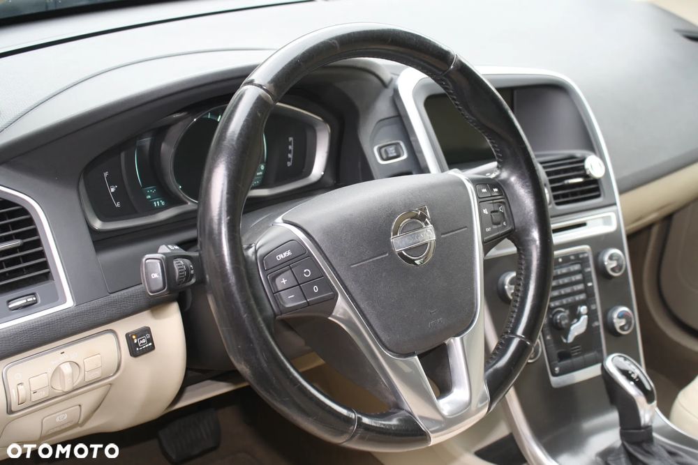 Volvo XC 60 - 16