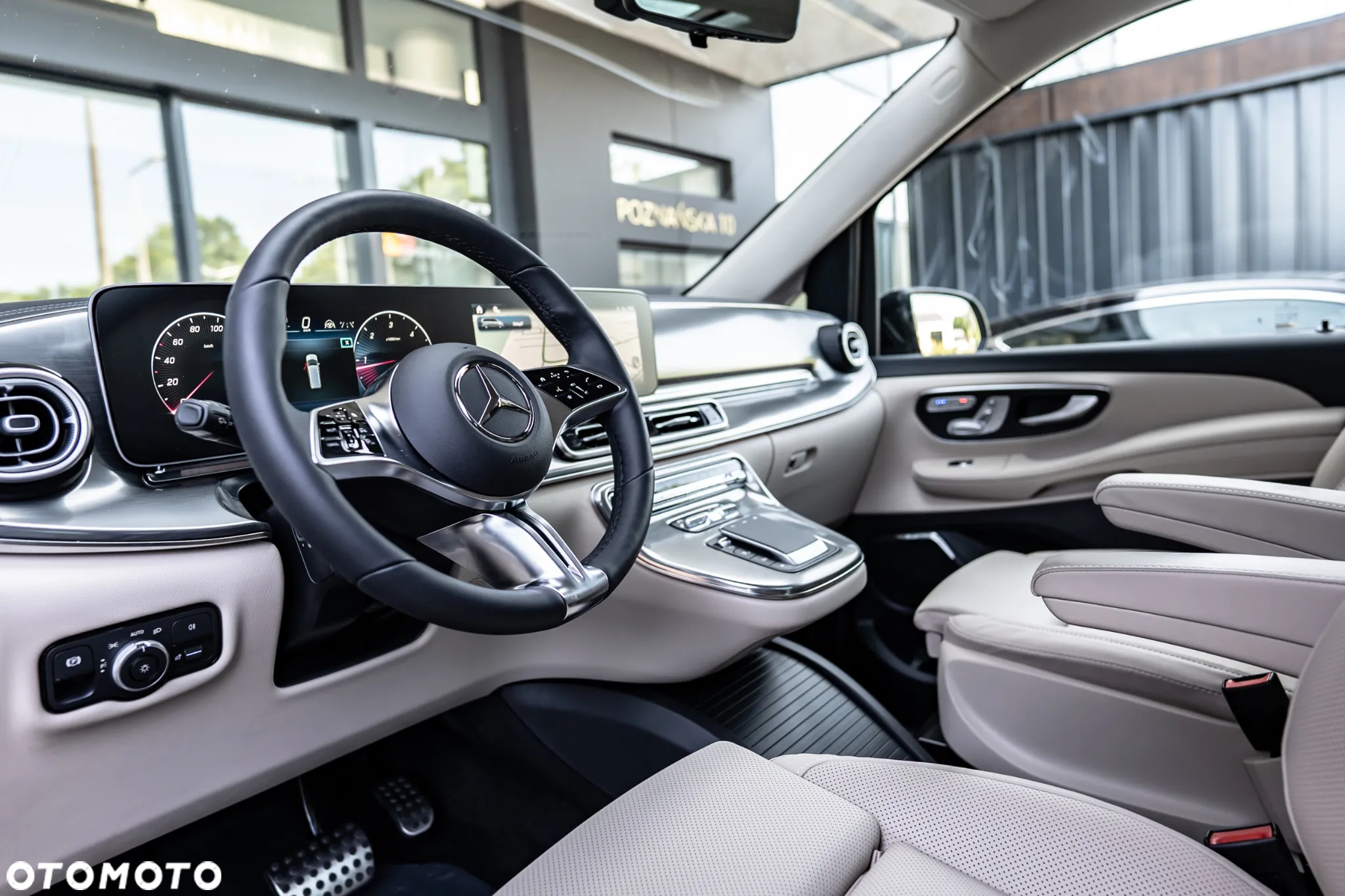 Mercedes-Benz Klasa V 300 d 4-Matic 9G-Tronic Exclusive (d³ugi) - 23