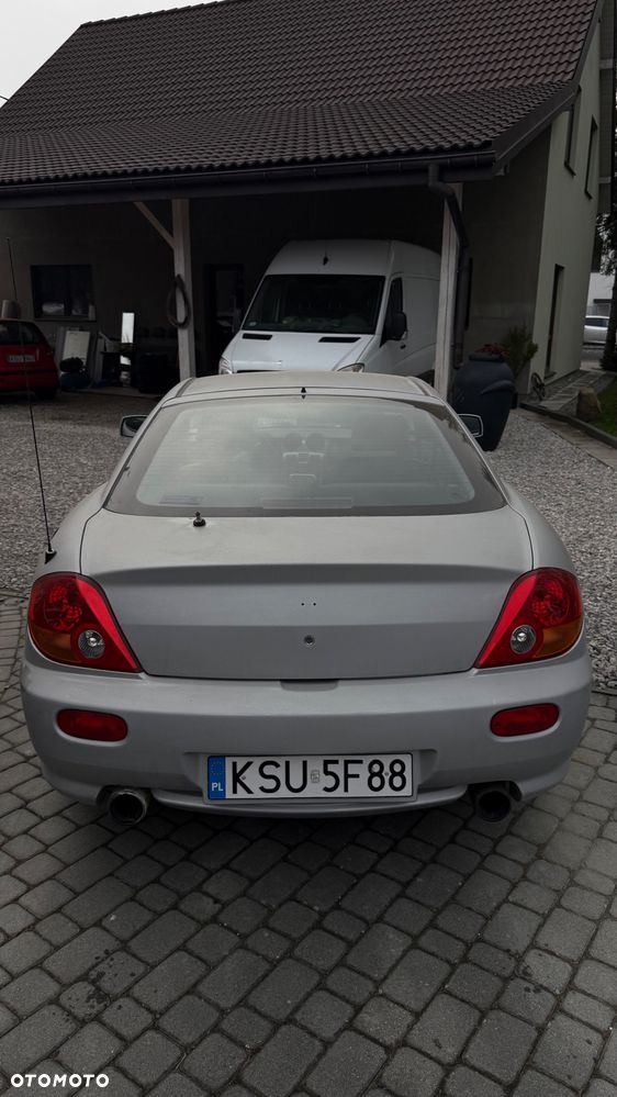 Hyundai Coupe - 5
