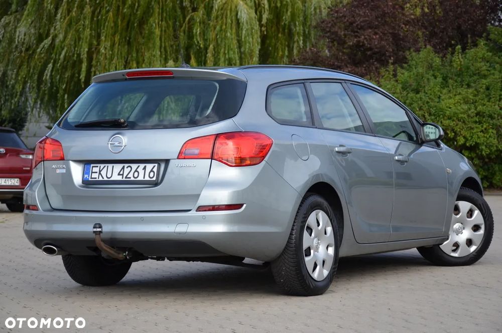 Opel Astra - 8