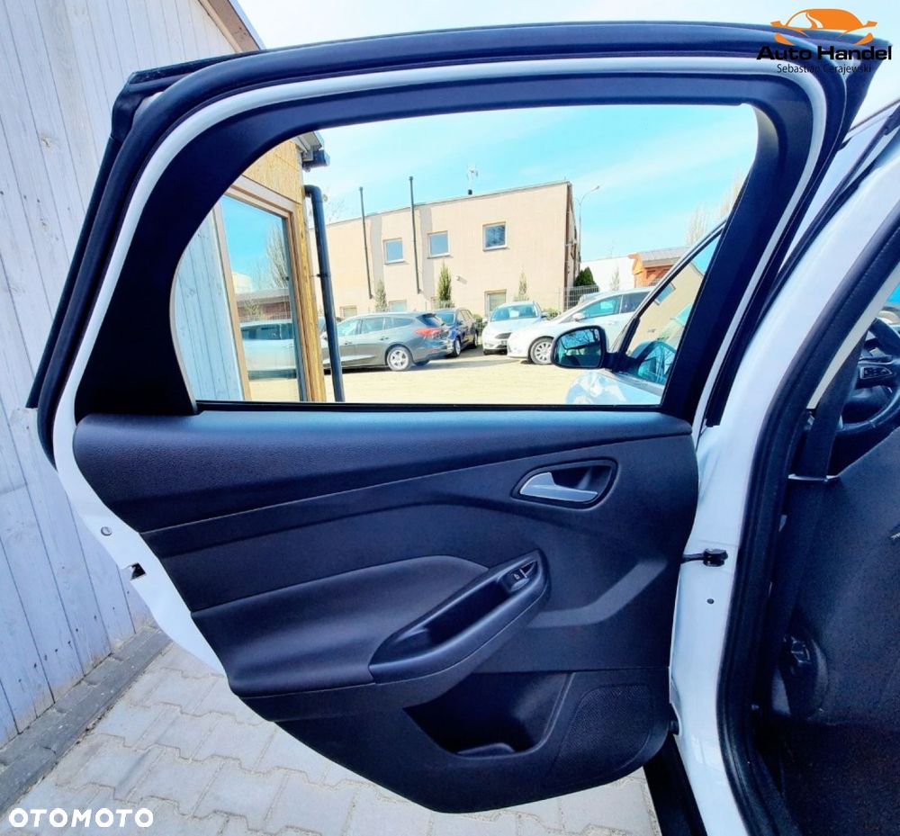 Ford Focus - 39