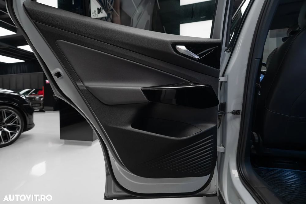 VOLKSWAGEN ID.5 2022 — imagine 28