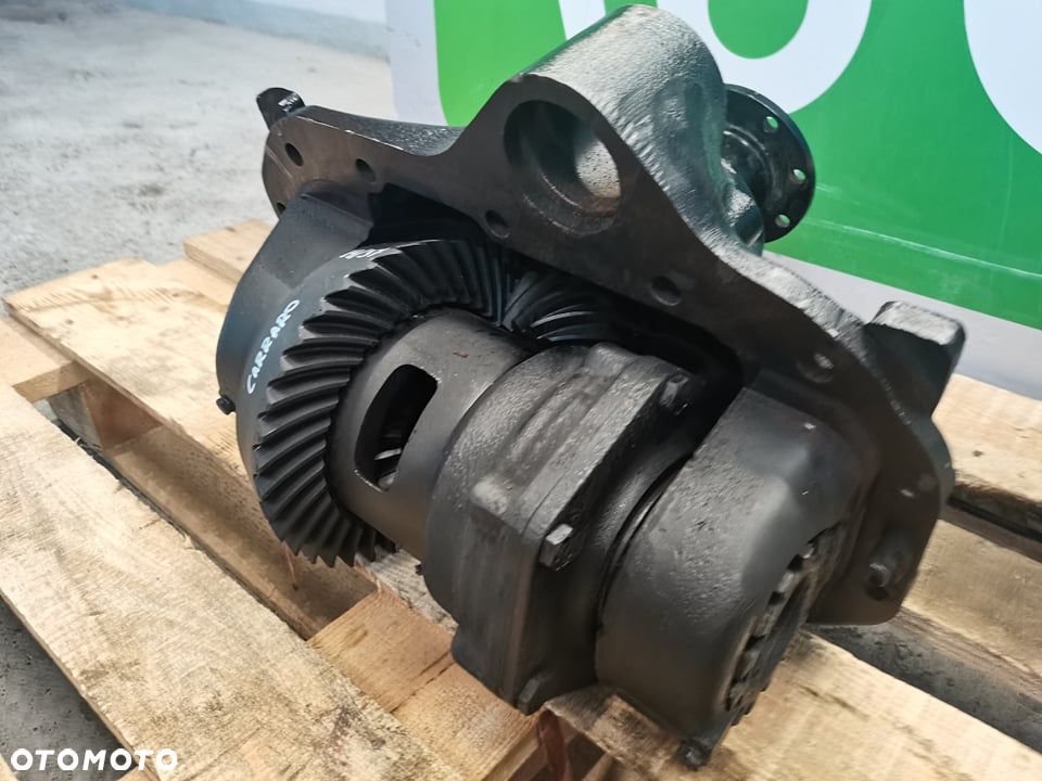 Środek mostu 14X37 Deutz-fahr K120 Agrotron {Carraro} - 1