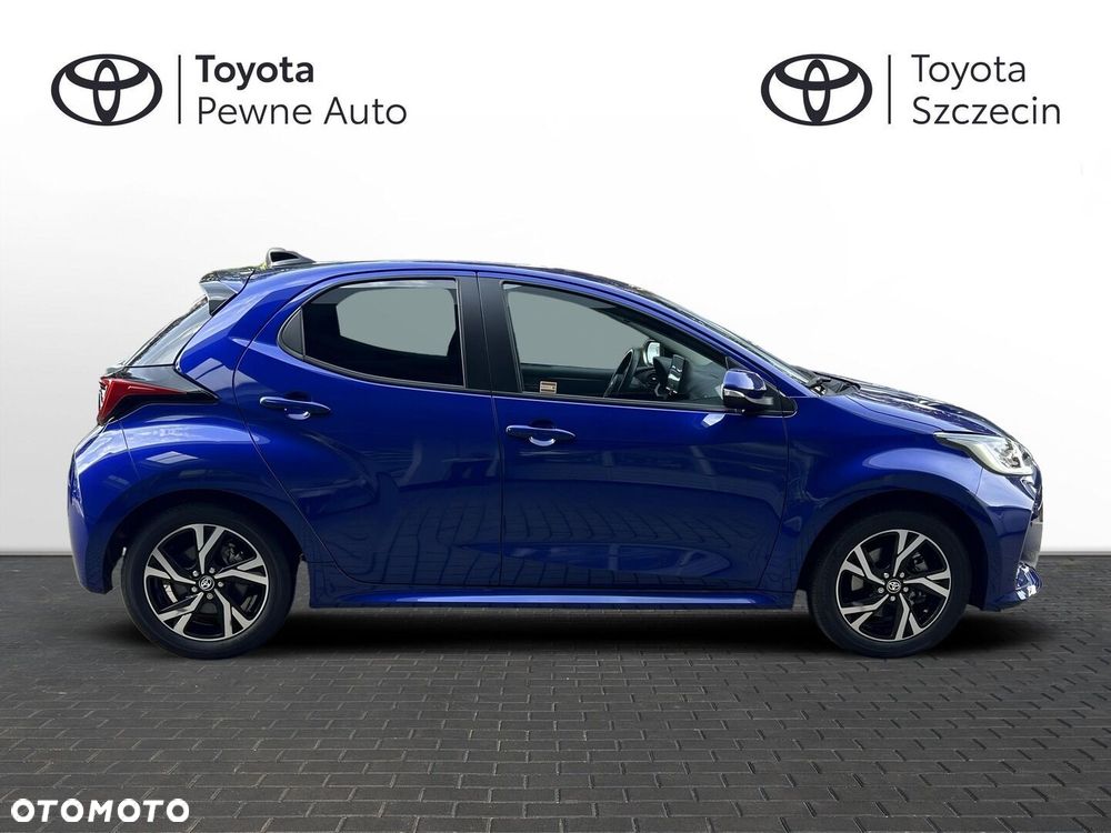 Toyota Yaris Hybrid 1.5 Style - 11