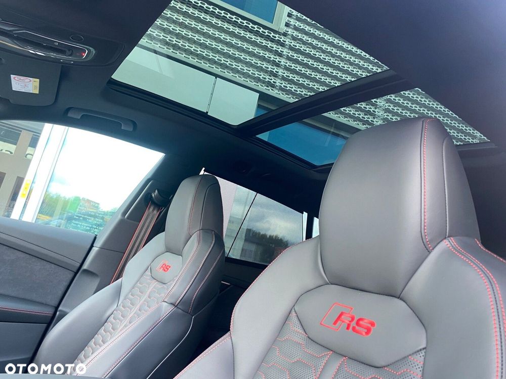 Audi RS Q8 - 25