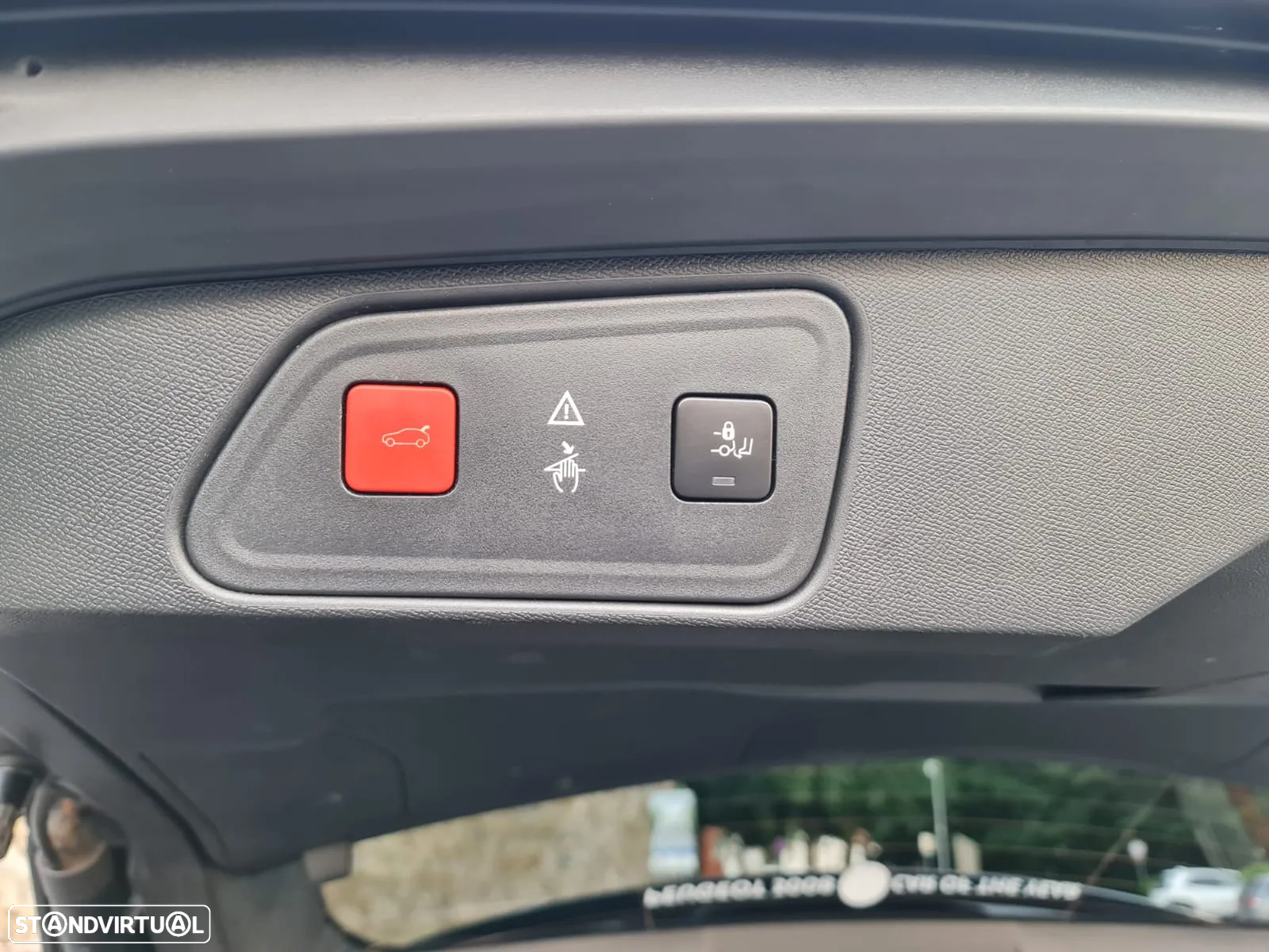 Peugeot 3008 PureTech 130 Stop & Start GPF EAT8 Allure Business-Pack - 16
