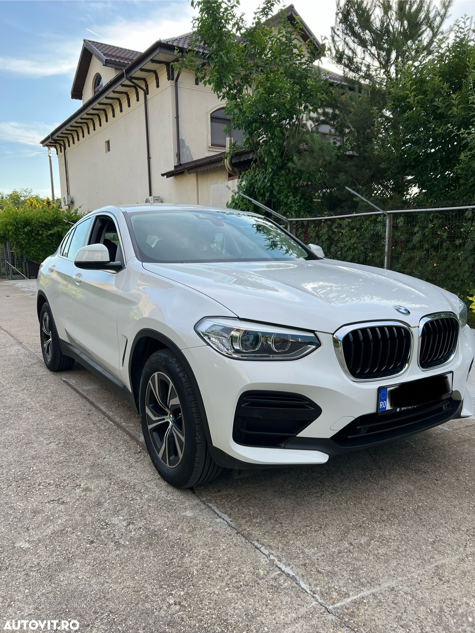 BMW X4 xDrive20i AT - 2
