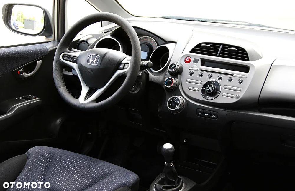 Honda Jazz 1.2 Base - 25