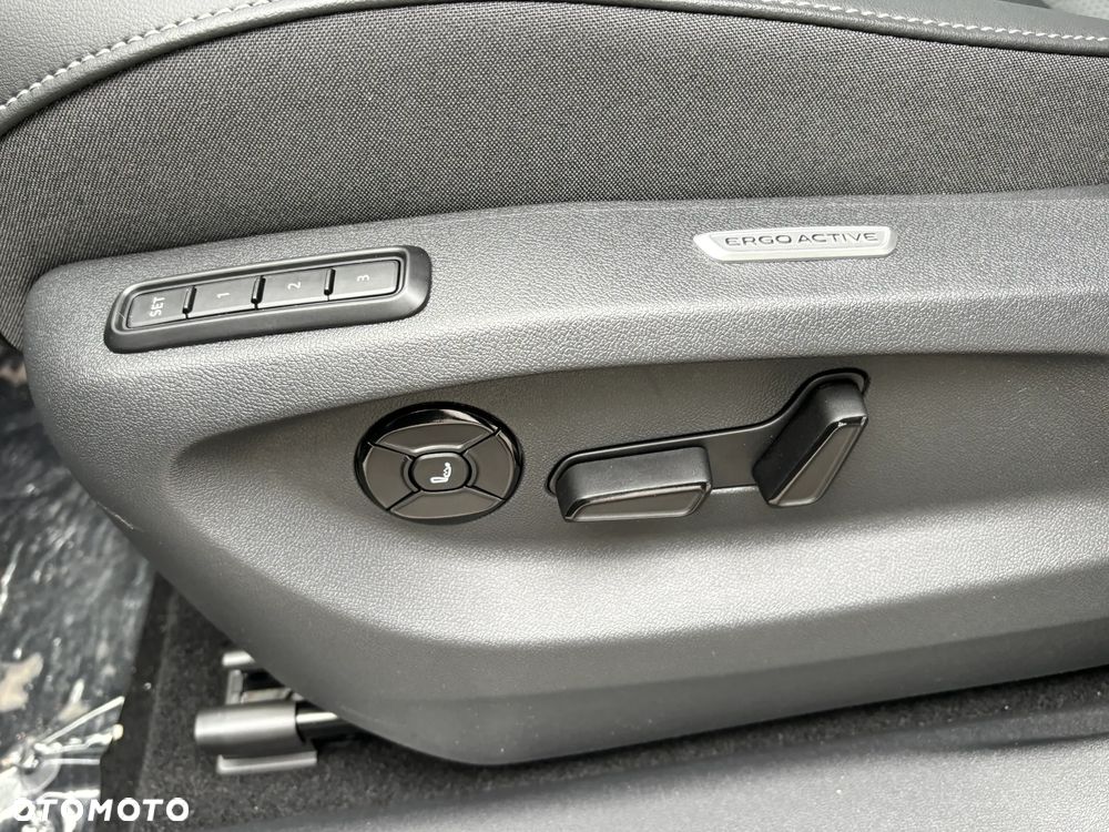 Volkswagen Tiguan 2.0 TDI SCR Elegance DSG - 15