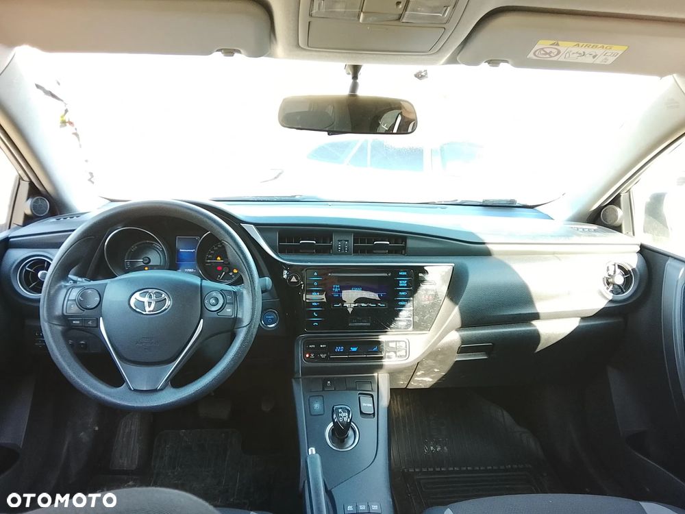 Toyota Auris Hybrid 135 Active - 9