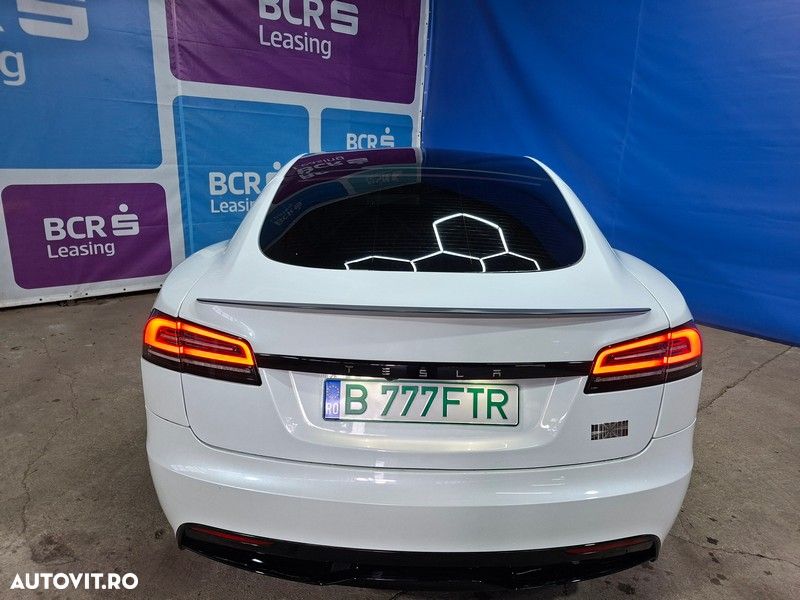Tesla Model S Plaid - 5