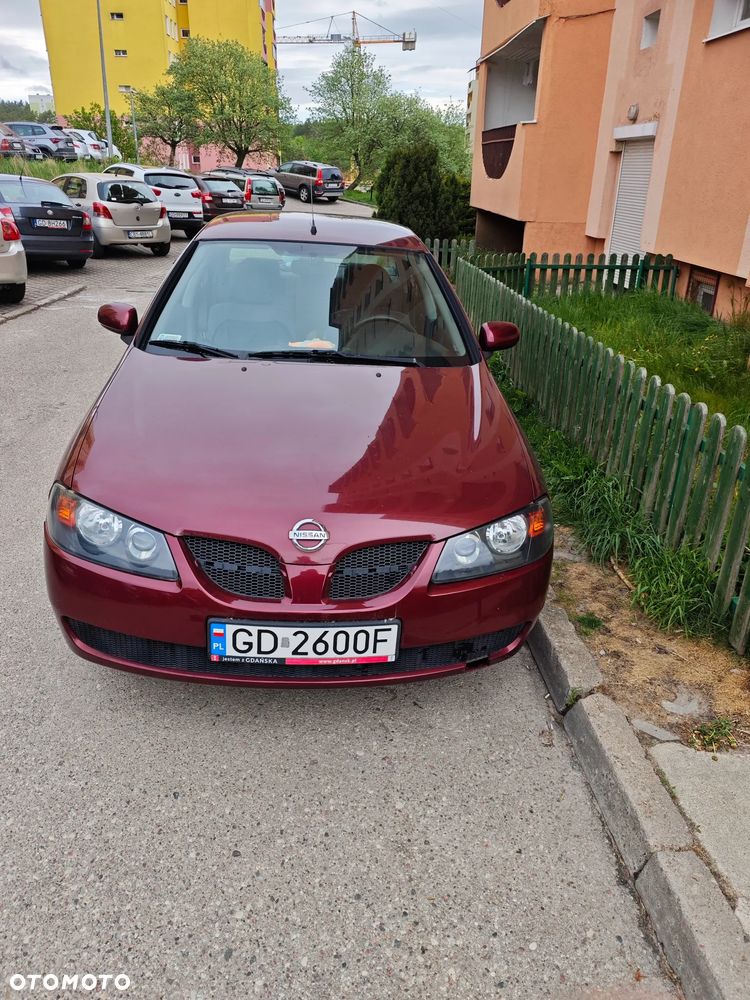 Nissan Almera - 11