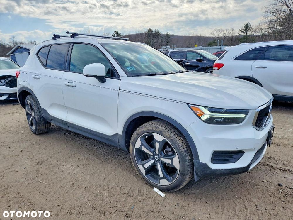 Volvo XC 40 T5 AWD Geartronic Momentum Pro - 5