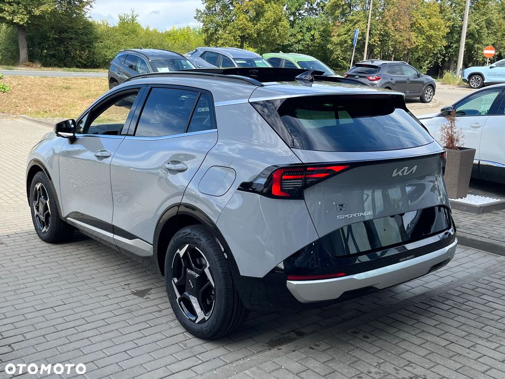 Kia Sportage 1.6 T-GDI HEV Business Line 2WD - 6