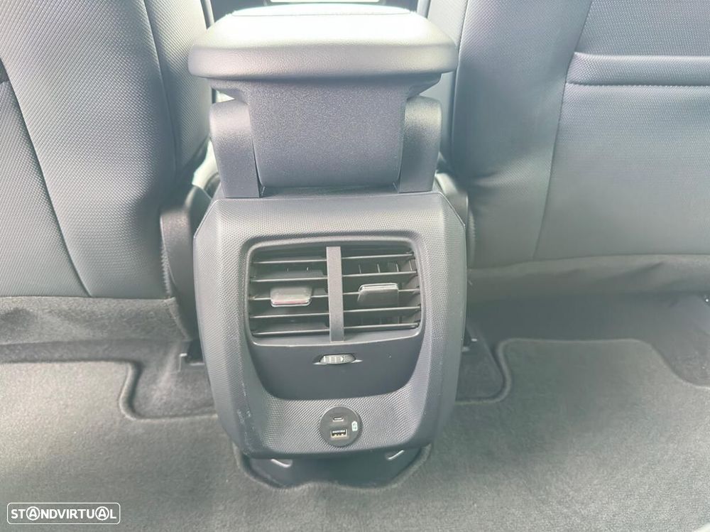 Ford Mustang Mach-E Standard - 52