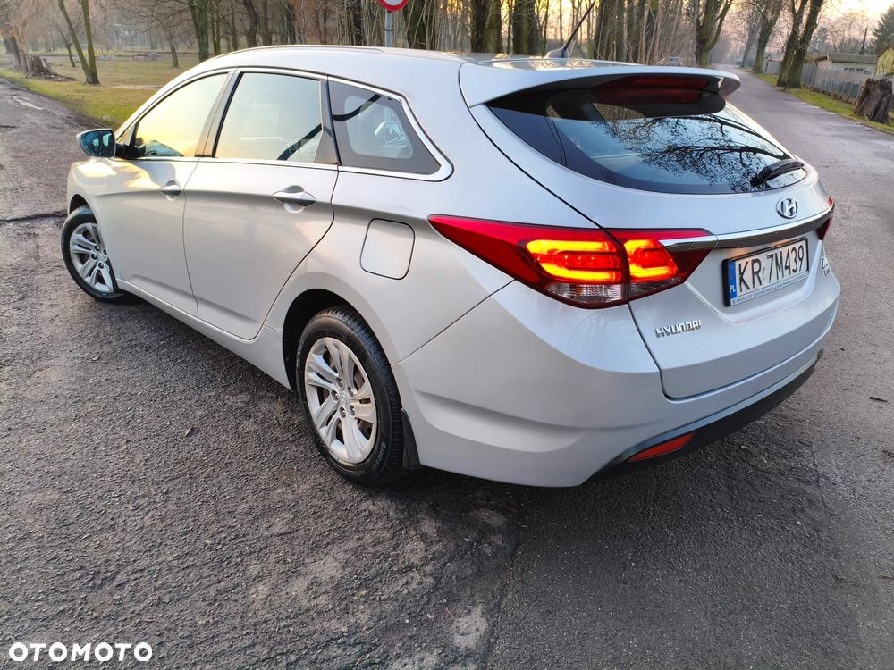 Hyundai i40 1.7 CRDi Comfort DCT - 4