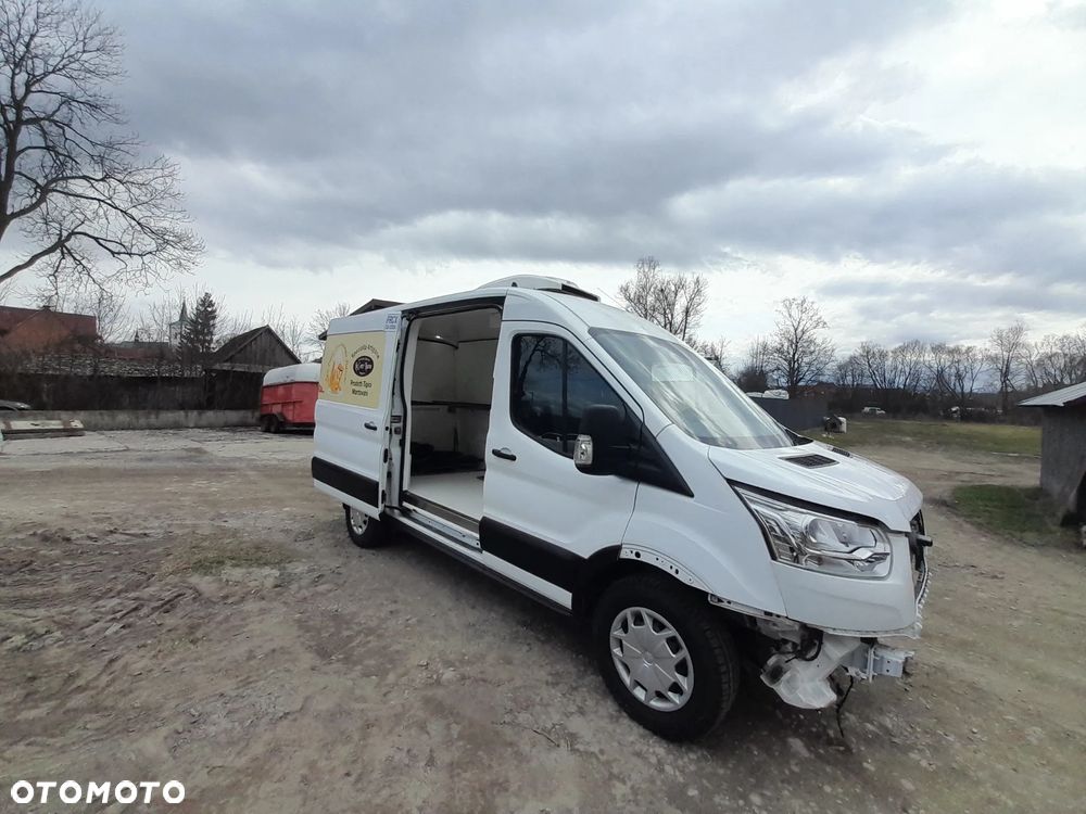Ford Transit - 12