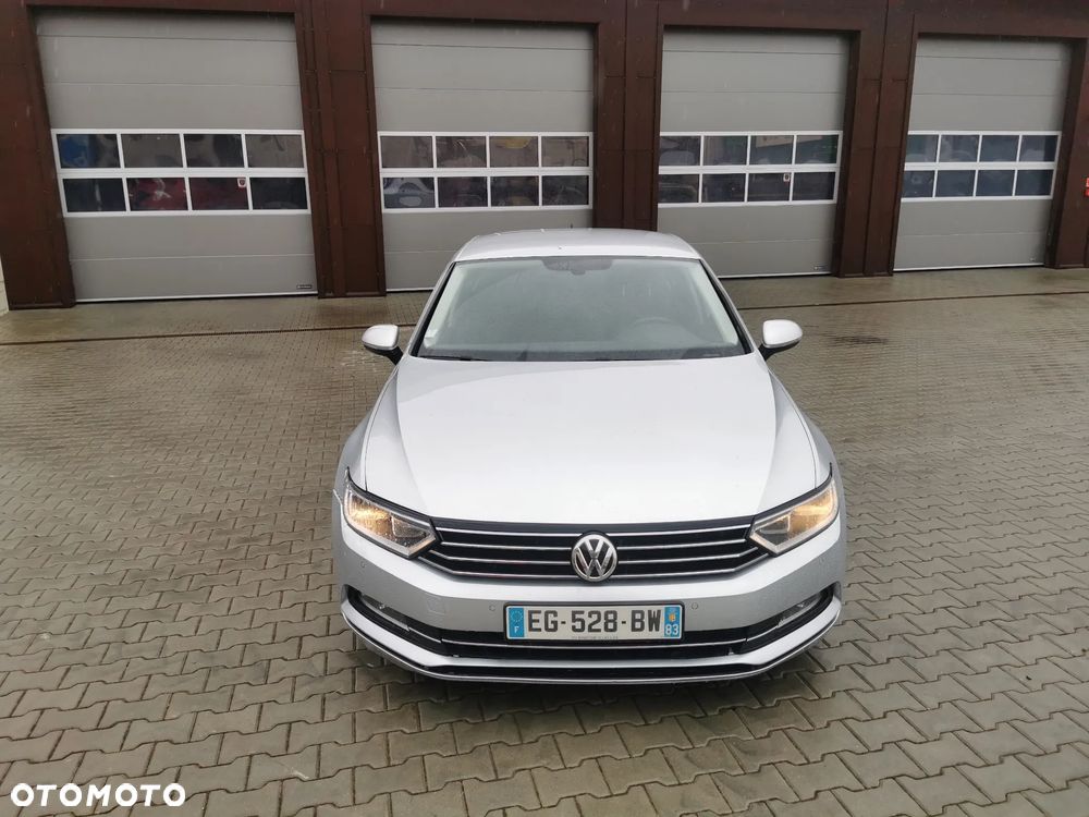 Volkswagen Passat 2.0 TDI (BlueMotion Technology) DSG Comfortline - 15