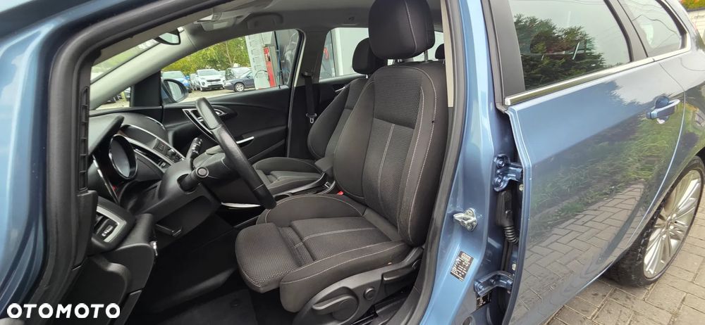 Opel Astra 1.4 Turbo Sports Tourer 150 Jahre - 29