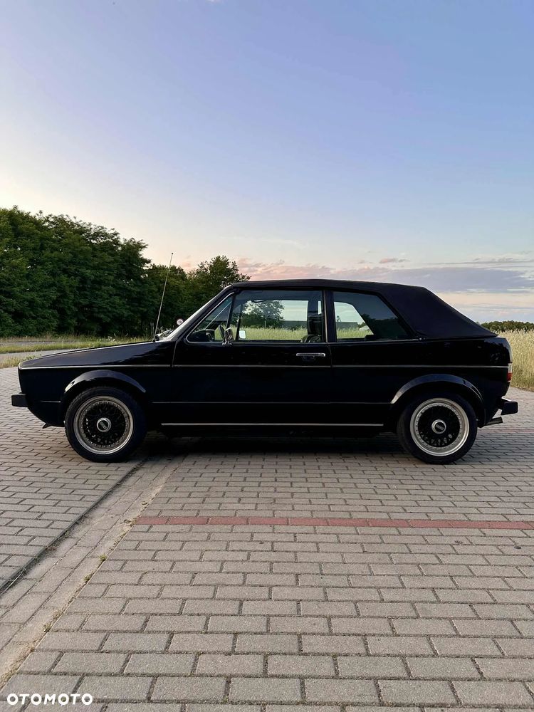 Volkswagen Golf 1.8 GL - 33