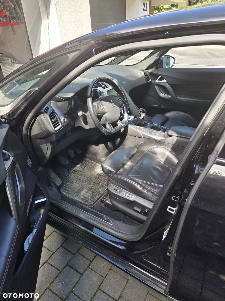 DS Automobiles DS 5 - 17