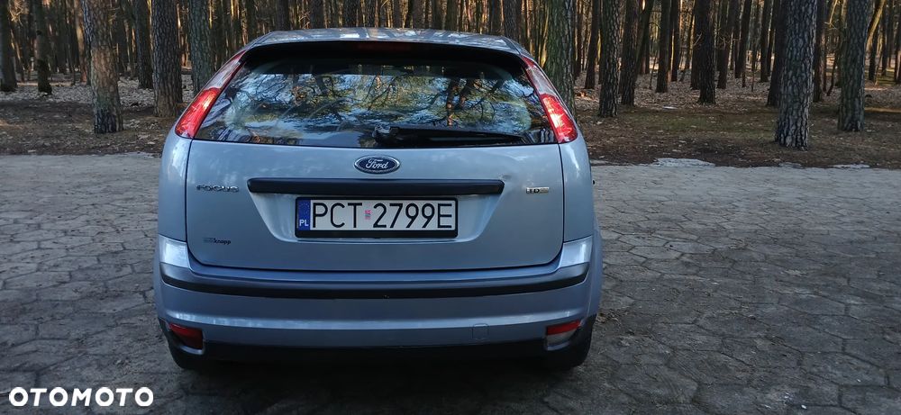 Ford Focus 1.6 TDCi Ambiente - 8