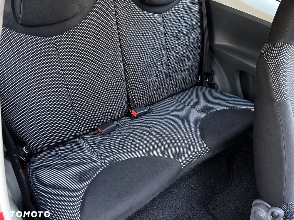 Toyota Aygo Standard - 12