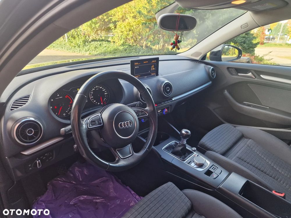 Audi A3 Sportback 2.0 TDI Attraction - 11