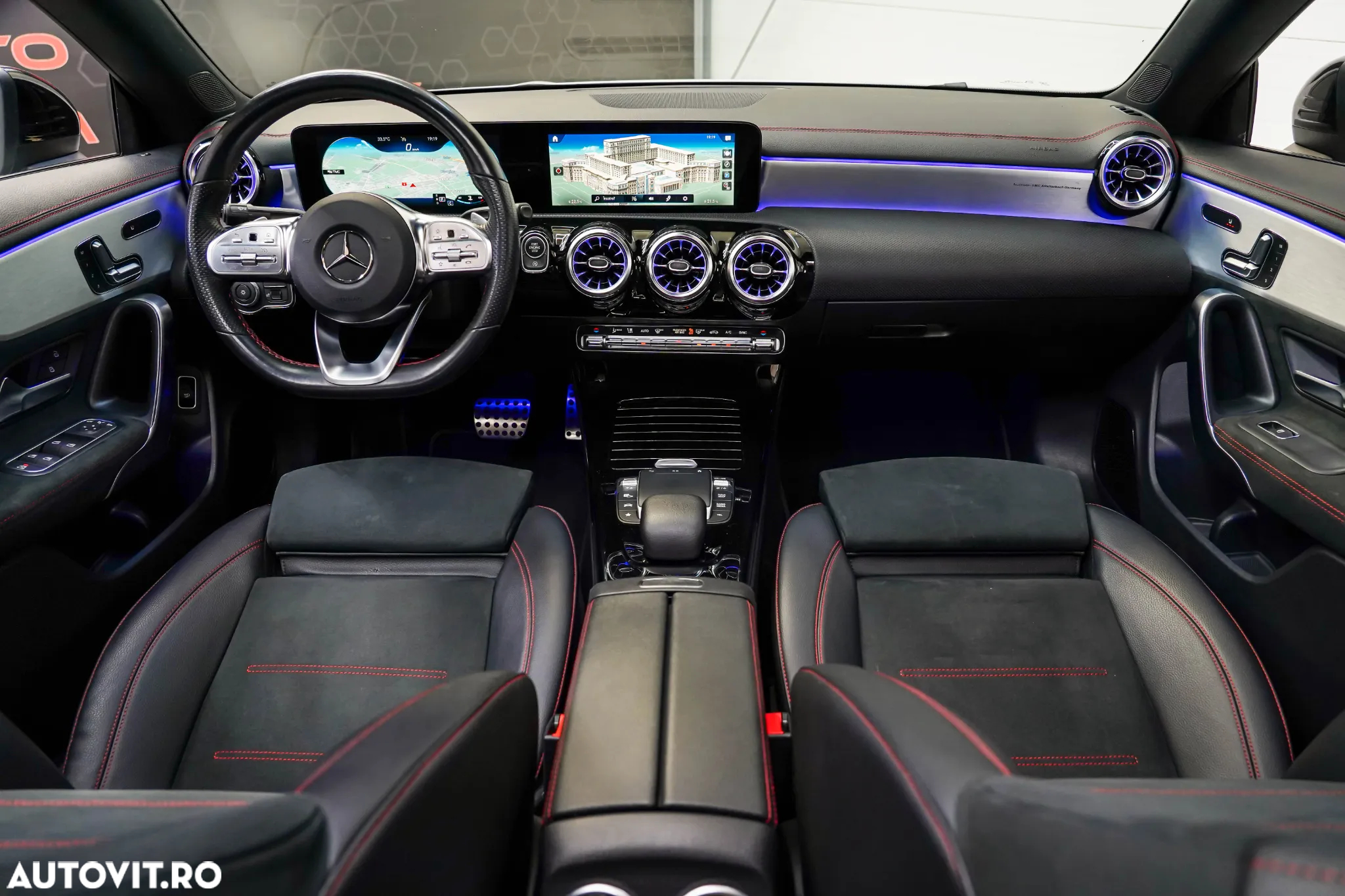 Mercedes-Benz CLA 180 7G-DCT Edition AMG Line - 3