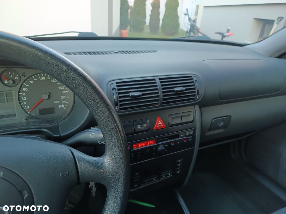 Audi A3 Sportback - 12